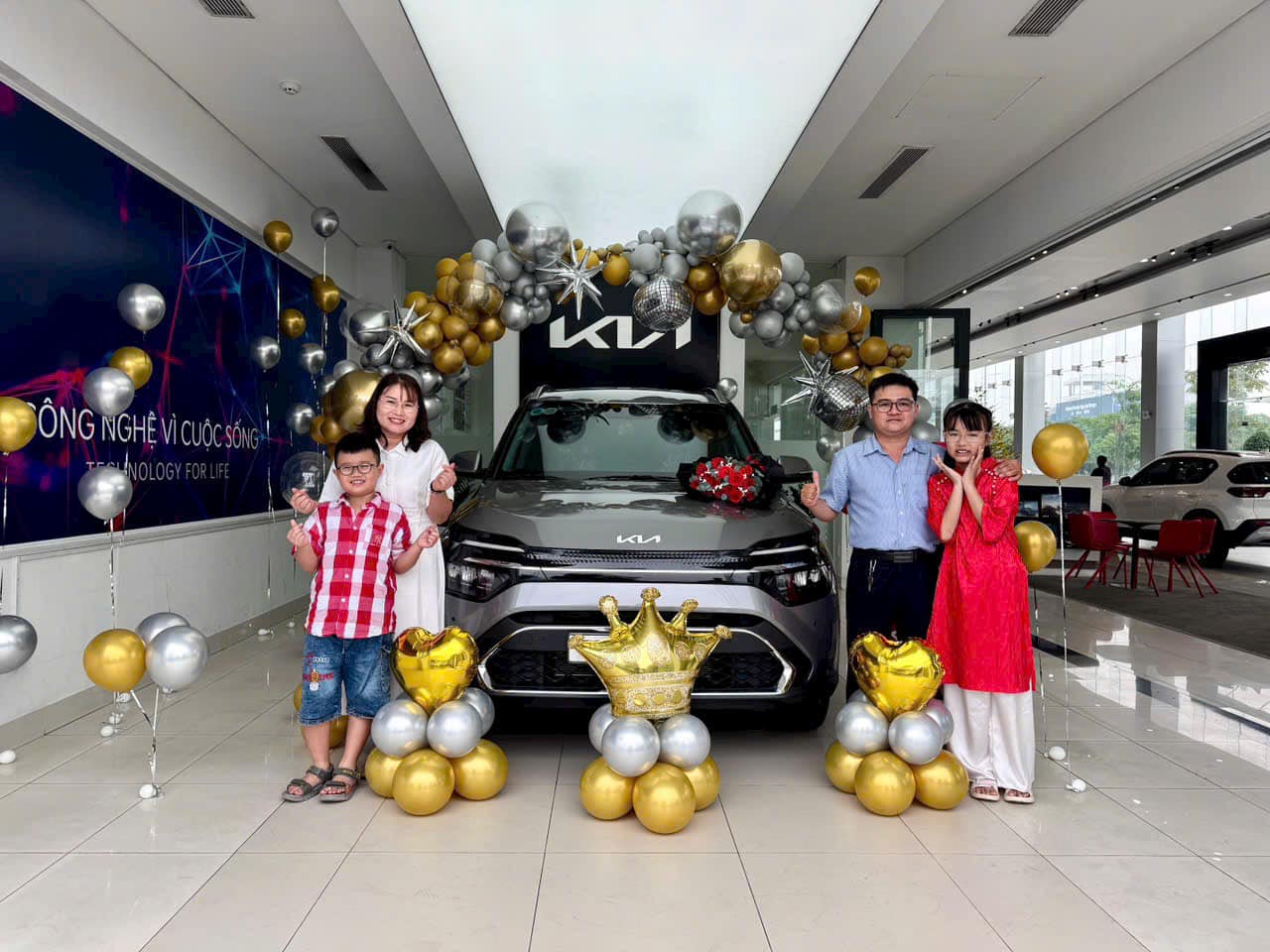 Một số hình ảnh giao xe tại KIA BÌNH TÂN 18 Một số hình ảnh giao xe tại KIA BÌNH TÂN 480593709 472915825891774 5033286543289902103 n Một số hình ảnh giao xe tại KIA BÌNH TÂN
