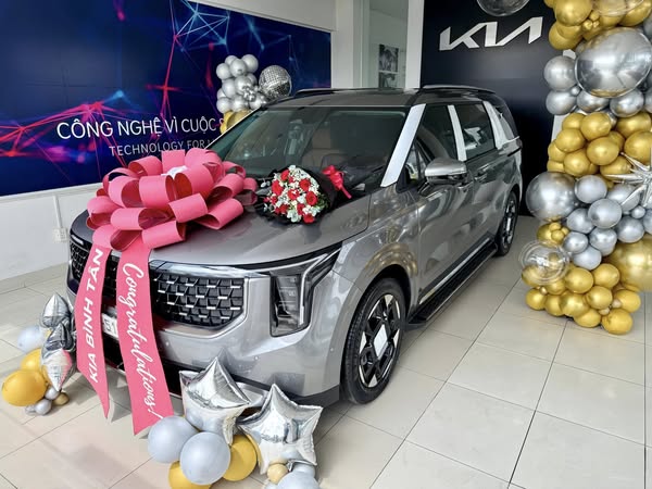 Một số hình ảnh giao xe tại KIA BÌNH TÂN 25 Một số hình ảnh giao xe tại KIA BÌNH TÂN 528533536 599883963194959 2476133934662719541 n Một số hình ảnh giao xe tại KIA BÌNH TÂN